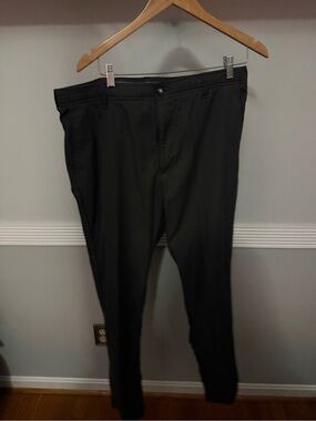 Lee Men's Black Dress Pants - Slim Tailored Style